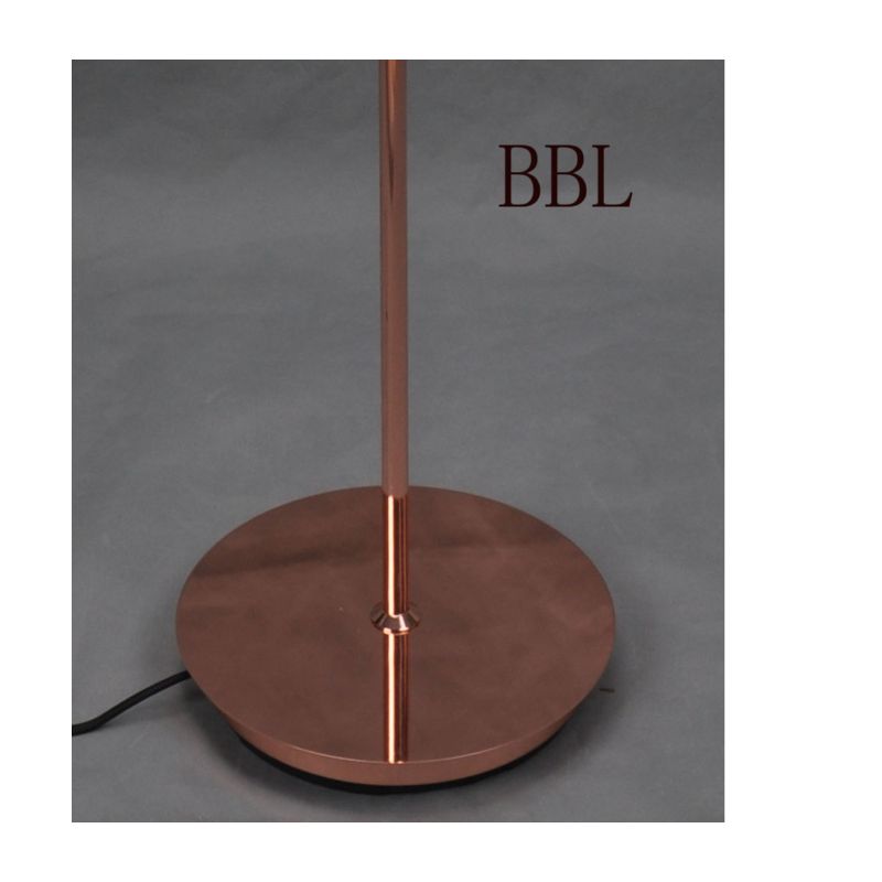 Lampă de podea modernă cu nuanță de metal