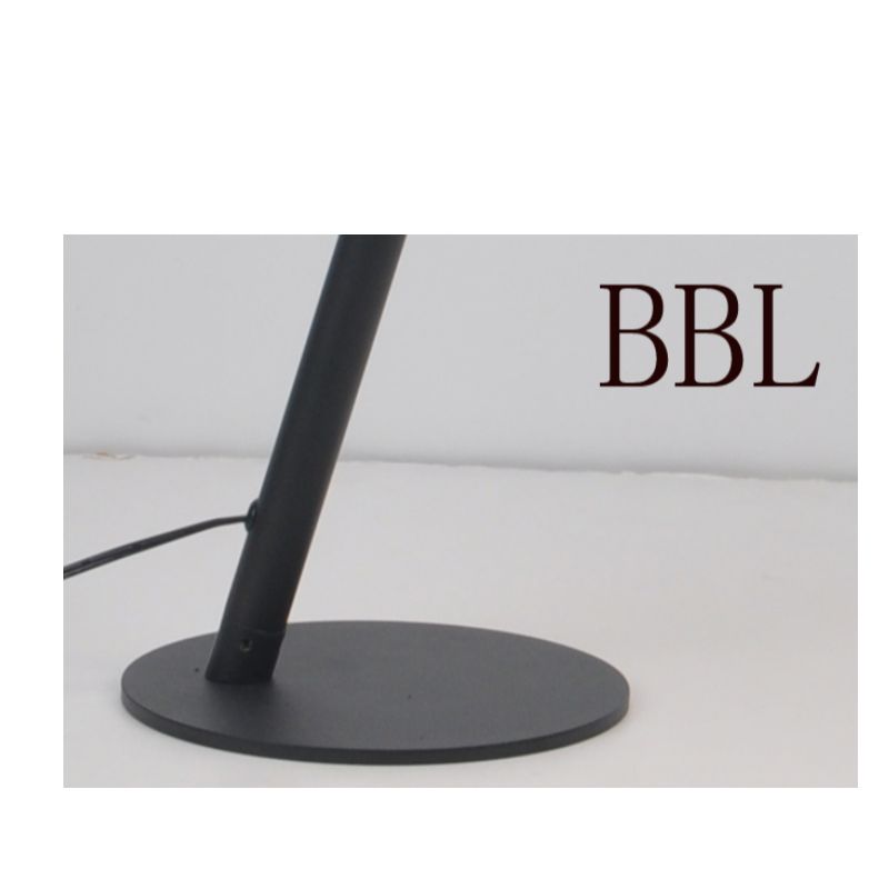 Lampa de masă LED cu funcție de reglare