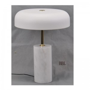 Lampa de masă LED cu bază de marmură și nuanță de metal