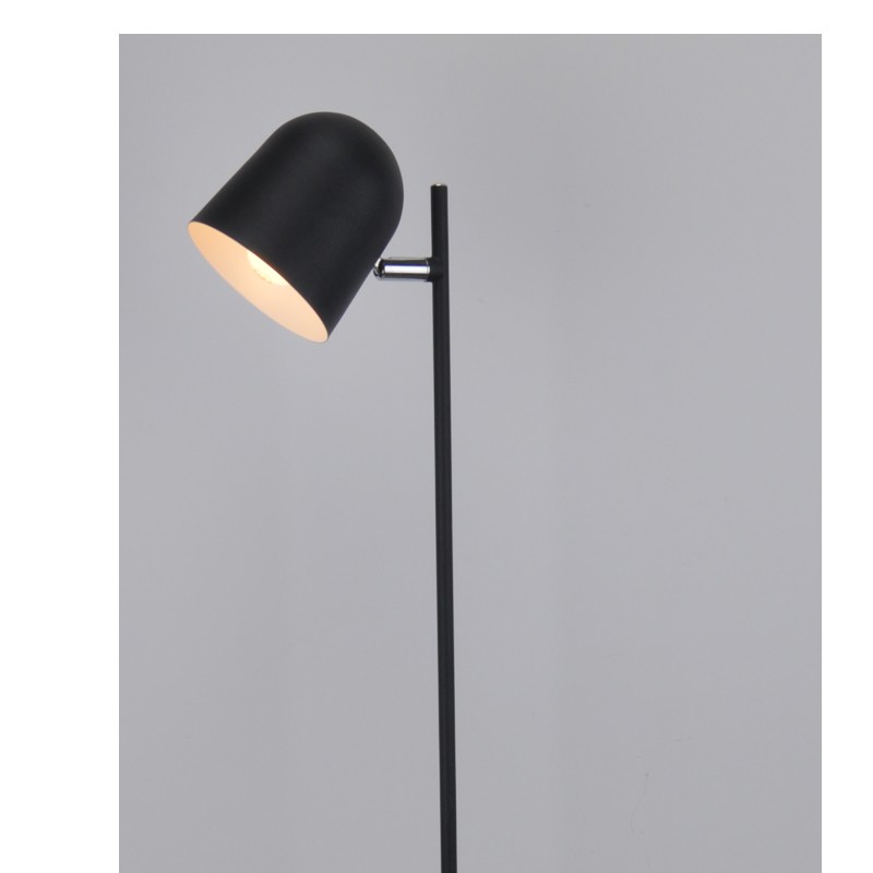 Lampă de podea cu nuanță reglabilă de lamp ă